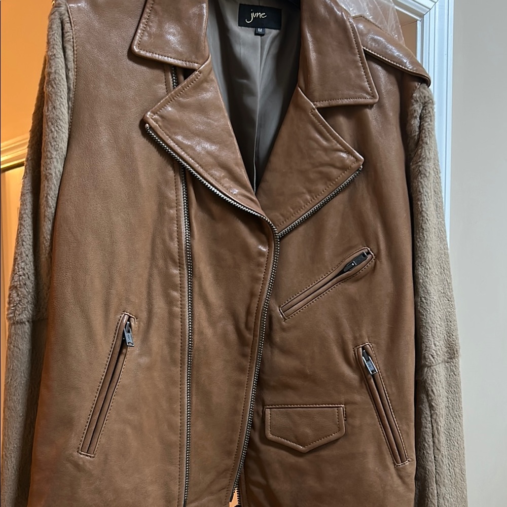 June leather rabbit fur sleeve jacket